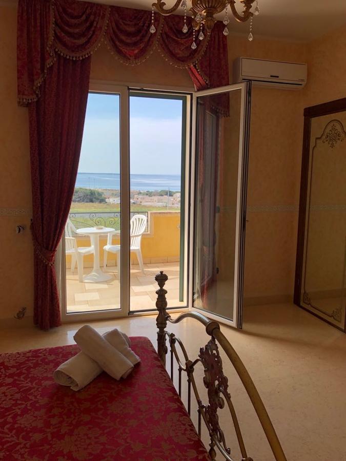 Villa Belvedere Di Rita 加利波利 外观 照片