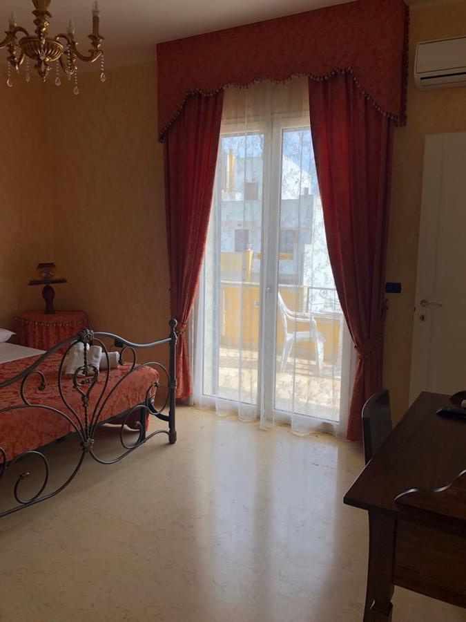 Villa Belvedere Di Rita 加利波利 外观 照片