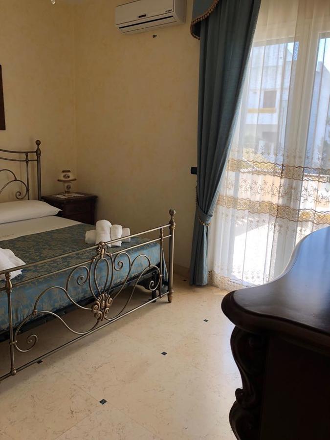 Villa Belvedere Di Rita 加利波利 外观 照片