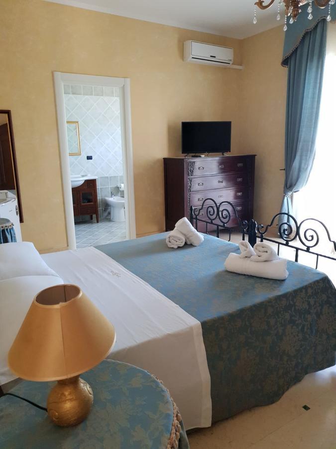 Villa Belvedere Di Rita 加利波利 外观 照片